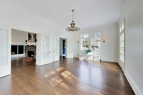 1046 Ridge Street Evanston IL 60202
