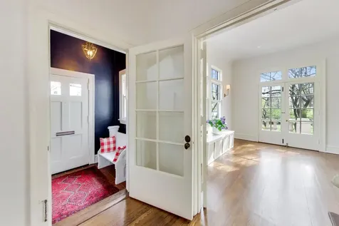 1046 Ridge Street Evanston IL 60202