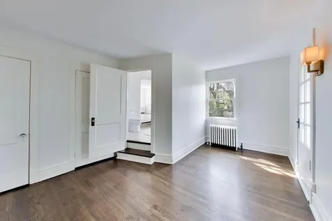 1046 Ridge Street Evanston IL 60202