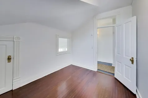 1046 Ridge Street Evanston IL 60202