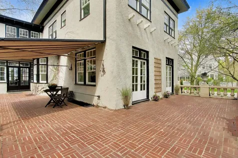 1046 Ridge Street Evanston IL 60202