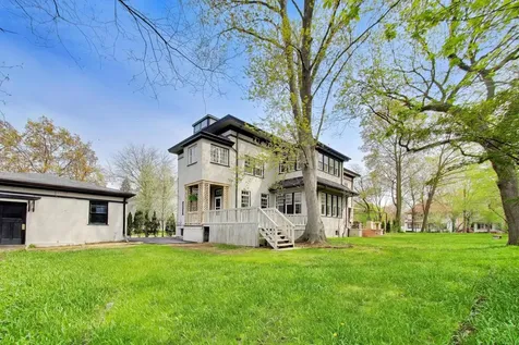 1046 Ridge Street Evanston IL 60202