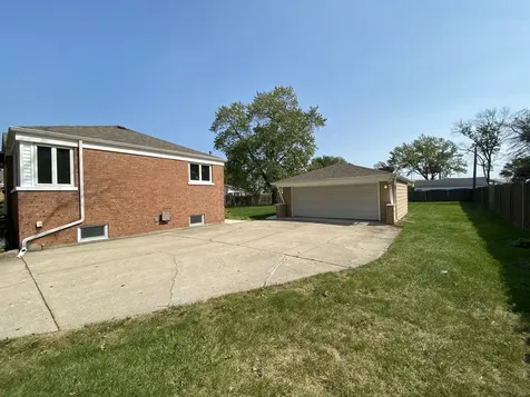 2171 Laura Lane Des Plaines IL 60018