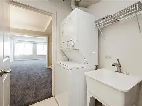 10 East Burlington Street Riverside IL 60546