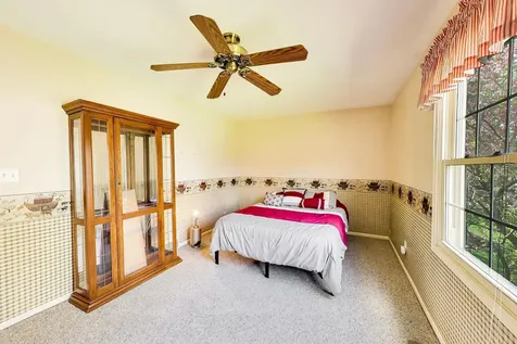 525 Skyline Drive Algonquin IL 60102