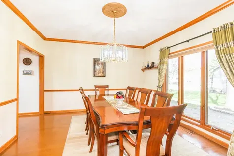 1368 Hunter Circle Naperville IL 60540