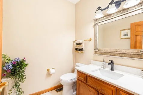 1368 Hunter Circle Naperville IL 60540
