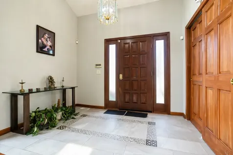 1368 Hunter Circle Naperville IL 60540
