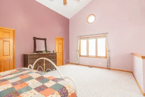 1368 Hunter Circle Naperville IL 60540