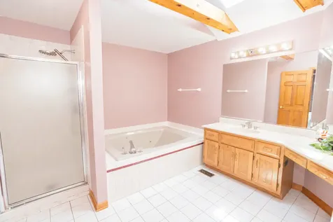 1368 Hunter Circle Naperville IL 60540