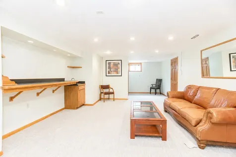 1368 Hunter Circle Naperville IL 60540