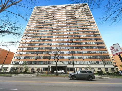 6030 North Sheridan Road Chicago IL 60660