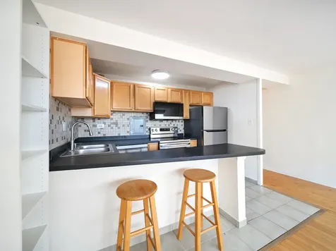 6030 North Sheridan Road Chicago IL 60660