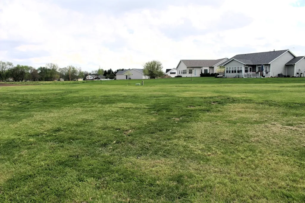1203 West Leander Street Clinton IL 61727