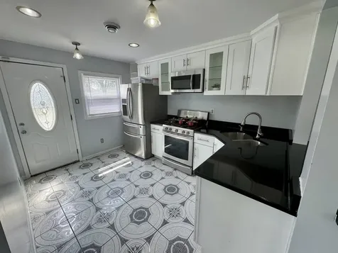 14056 South Marquette Avenue Burnham IL 60633