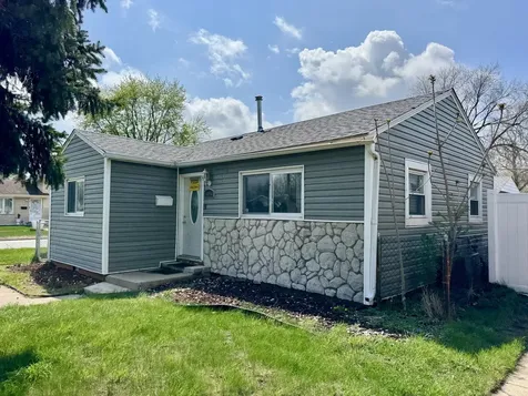 14056 South Marquette Avenue Burnham IL 60633