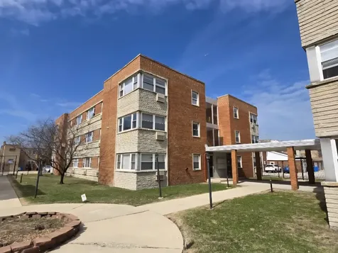 2411 West Balmoral Avenue Chicago IL 60625