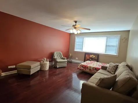 2411 West Balmoral Avenue Chicago IL 60625