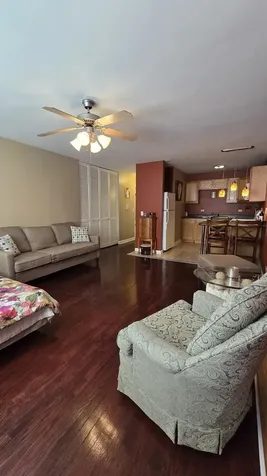 2411 West Balmoral Avenue Chicago IL 60625