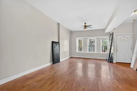 3657 West Ohio Street Chicago IL 60624