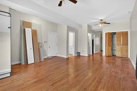 3657 West Ohio Street Chicago IL 60624
