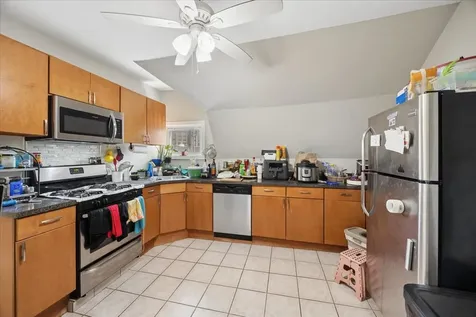 4817 West Dakin Street Chicago IL 60641