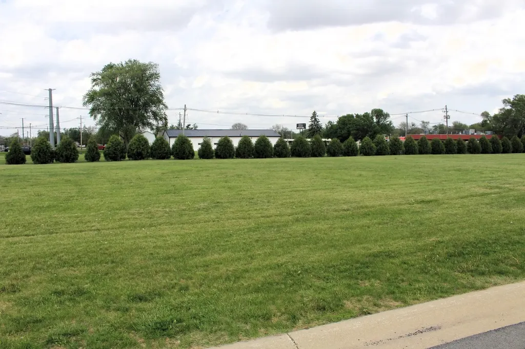 30 Liberty Lane Clinton IL 61727