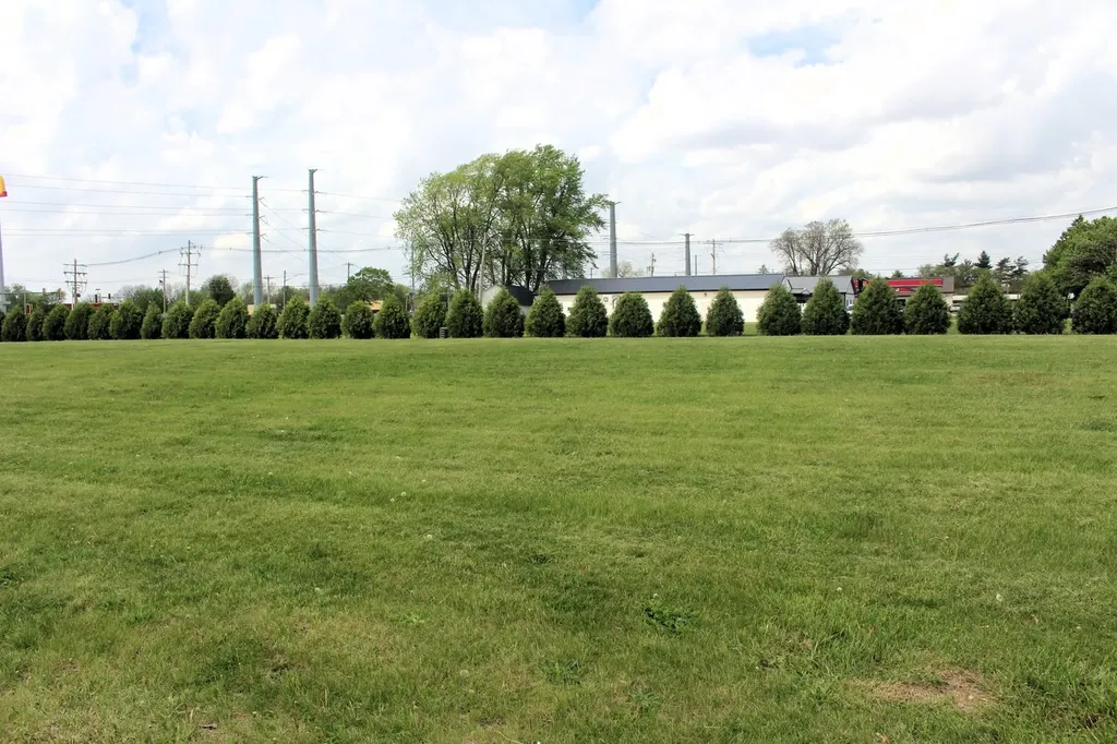 26 Liberty Lane Clinton IL 61727