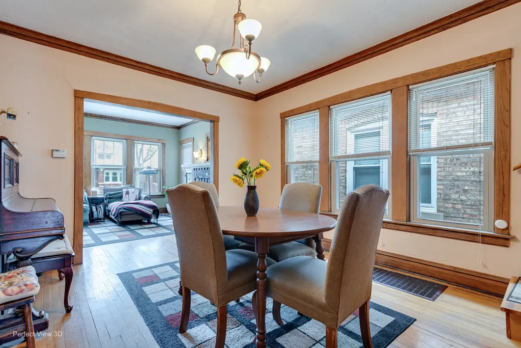 4050 North Menard Avenue Chicago IL 60634