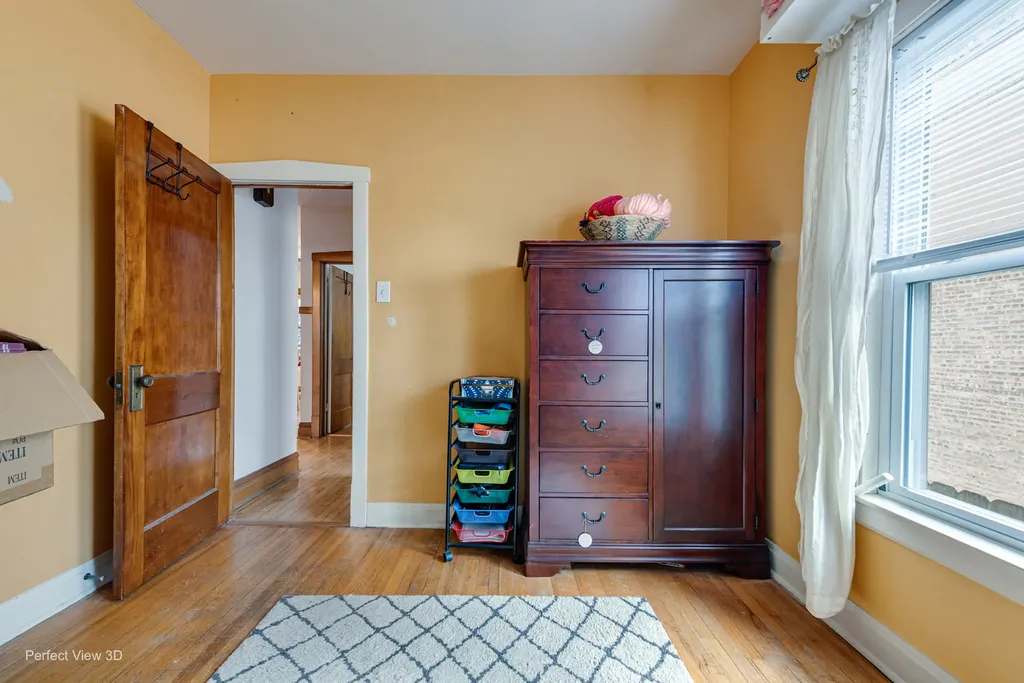 4050 North Menard Avenue Chicago IL 60634