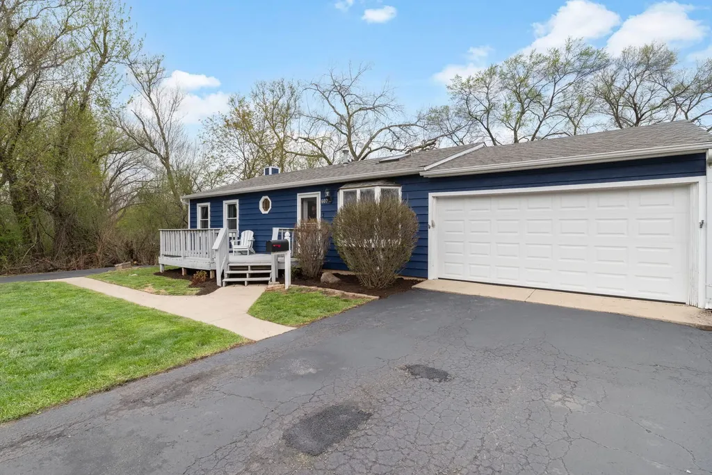 607 Orchard Street Antioch IL 60002