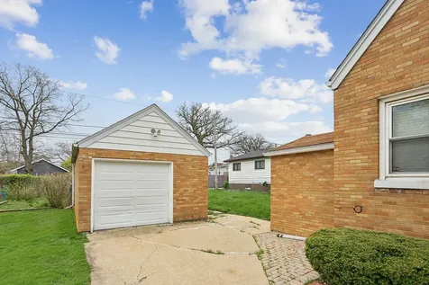 68 West 24th Street Chicago Heights IL 60411