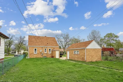 68 West 24th Street Chicago Heights IL 60411