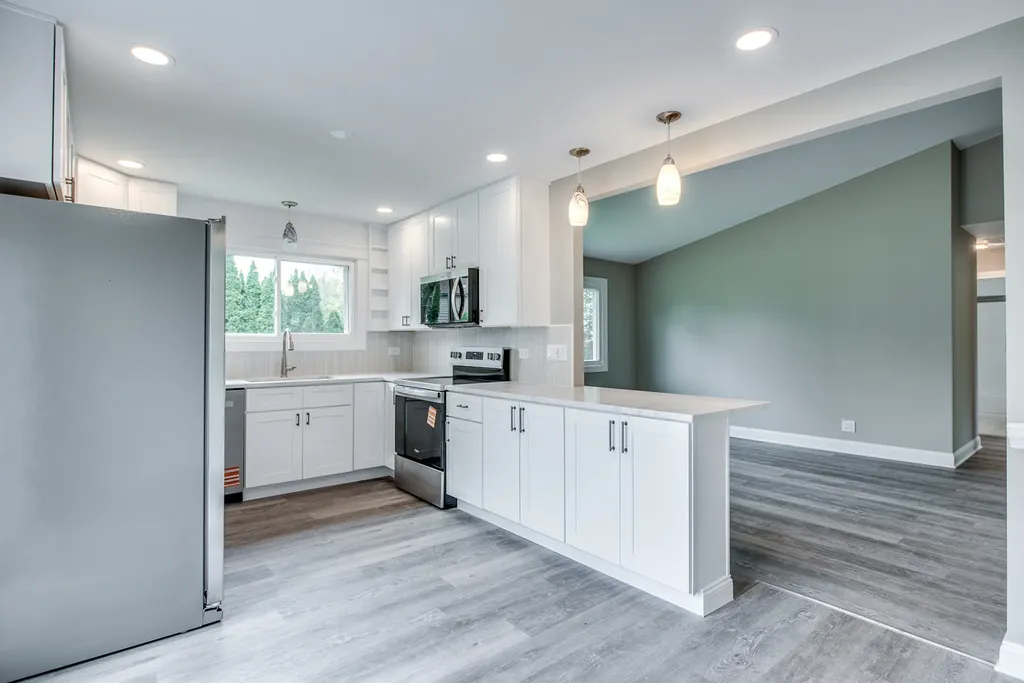 106 Foxcroft Road Naperville IL 60565