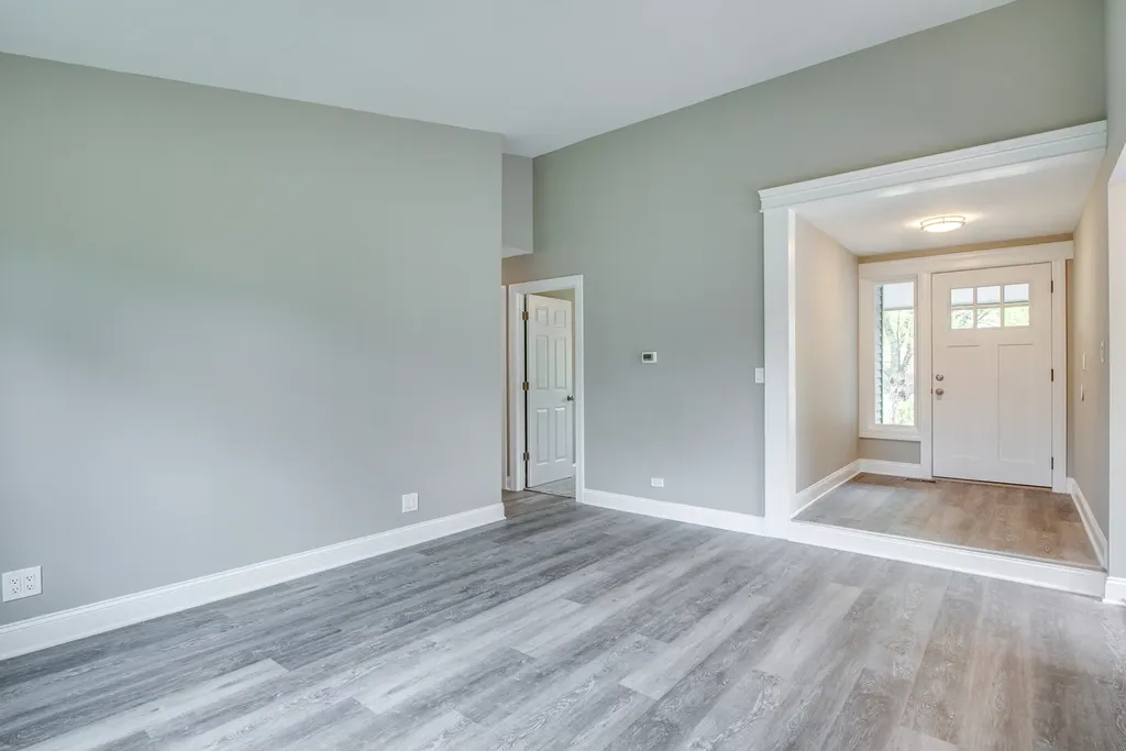 106 Foxcroft Road Naperville IL 60565