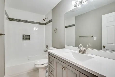 106 Foxcroft Road Naperville IL 60565