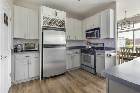 302 Parkside Drive Shorewood IL 60404