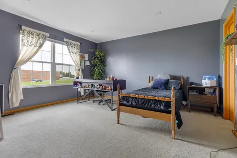 302 Parkside Drive Shorewood IL 60404