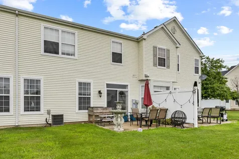 302 Parkside Drive Shorewood IL 60404