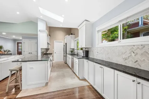 3203 Dato Avenue Highland Park IL 60035