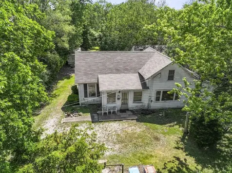 309 Landmeier Road Elk Grove Village IL 60007