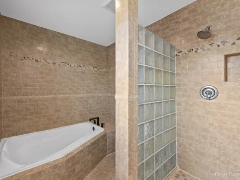 801 Waltz Court Prospect Heights IL 60070