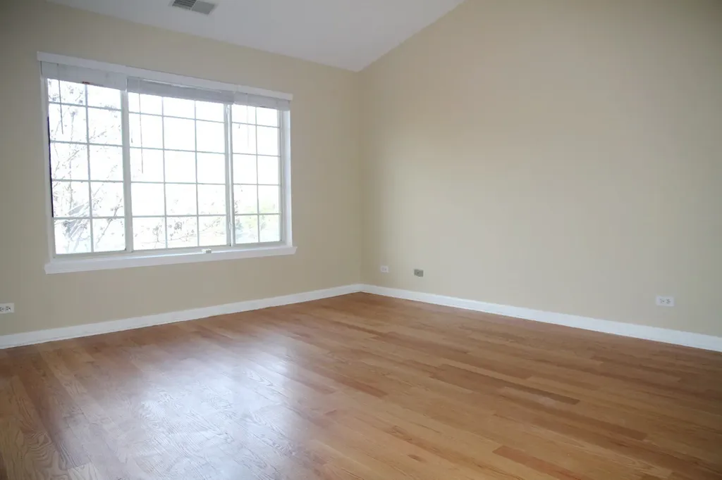 2226 Daybreak Drive Aurora IL 60503