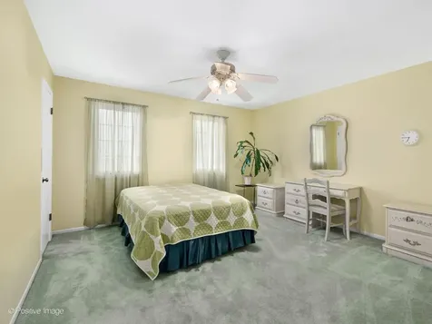 11547 Burr Oak Lane Burr Ridge IL 60527
