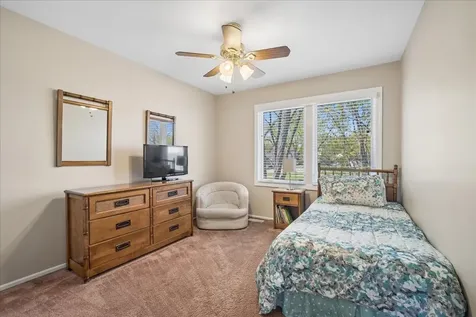 1124 Brandywyn Court Buffalo Grove IL 60089