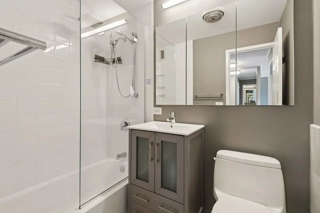 400 East Randolph Street Chicago IL 60601