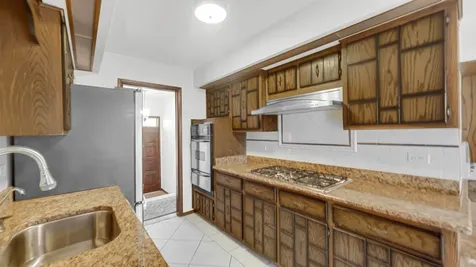 15058 Naughton Drive South Holland IL 60473