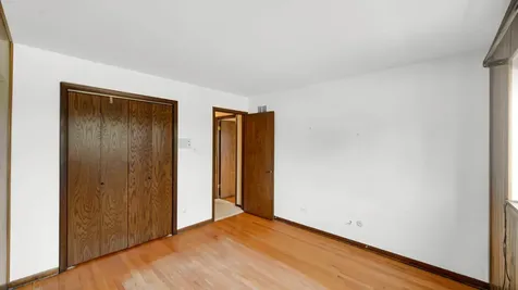 15058 Naughton Drive South Holland IL 60473