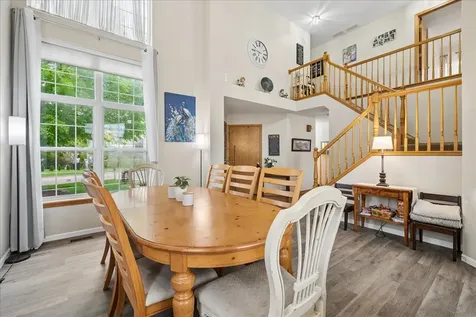 1068 North Camden Lane South Elgin IL 60177