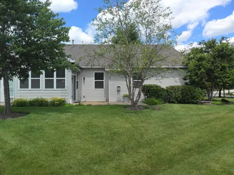 678 Cadillac Circle Romeoville IL 60446